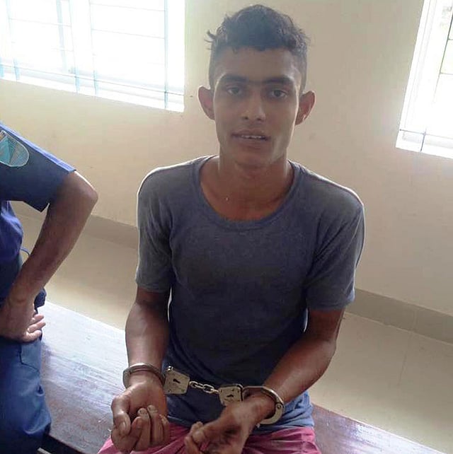 আসামি শাহাদাৎ মাতুব্বর।