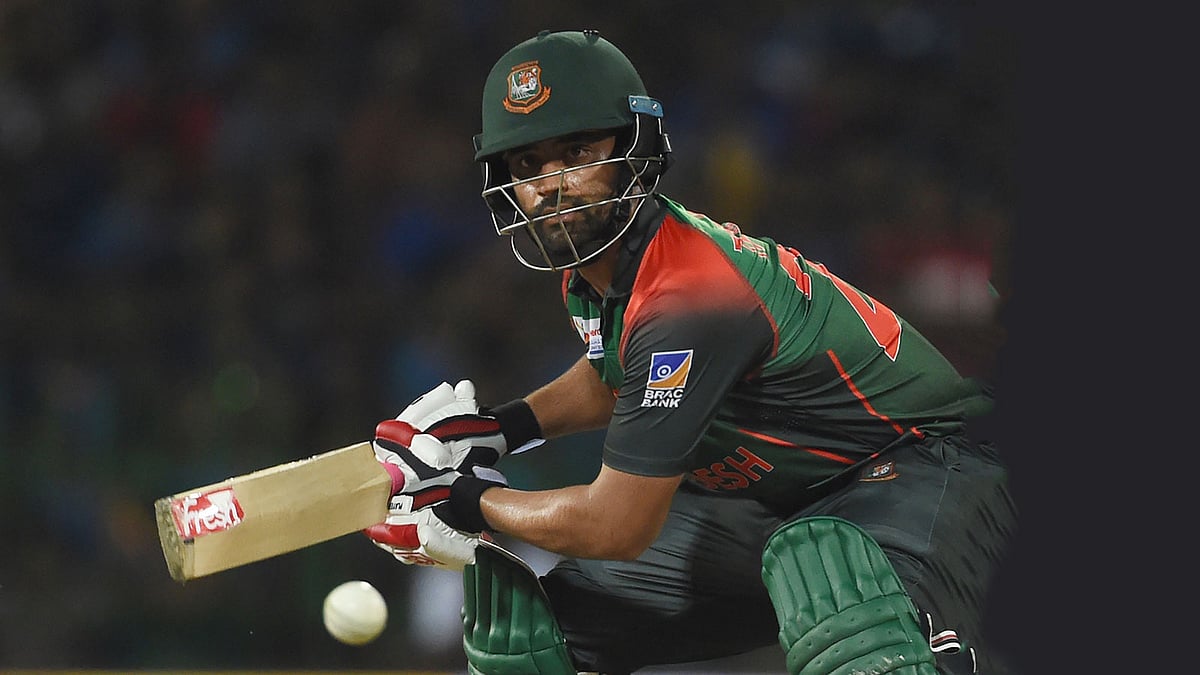 হাঁটুর ব্যথার কারণে নিদাহাস ট্রফির ফাইনালে ফিল্ডিং করেননি তামিম। ফাইল ছবি