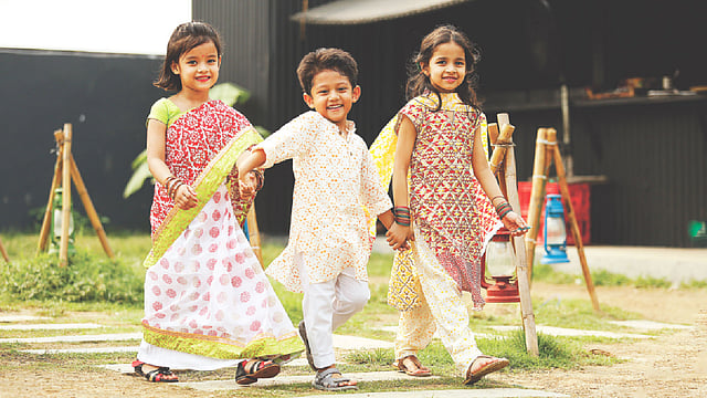 পোশাক: টুথ ফেইরি