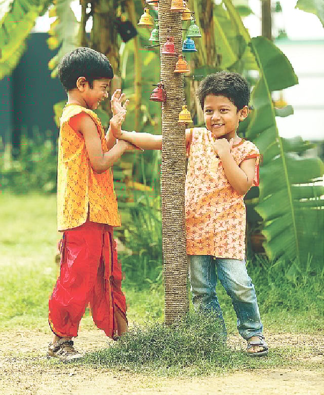 পোশাক: টুথ ফেইরি