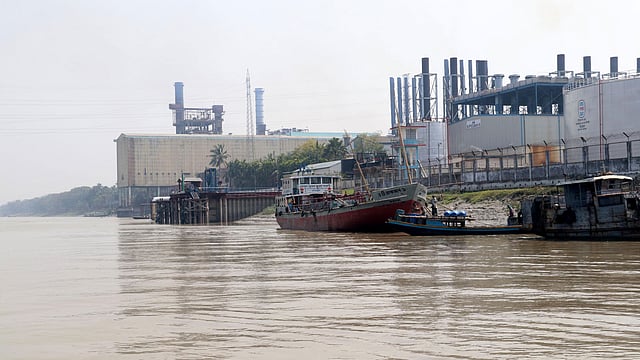 ভৈরব নদের ওপর বিদ্যুৎ উৎপাদন কেন্দ্র। খুলনার খালিশপুর–সংলগ্ন এলাকায়।