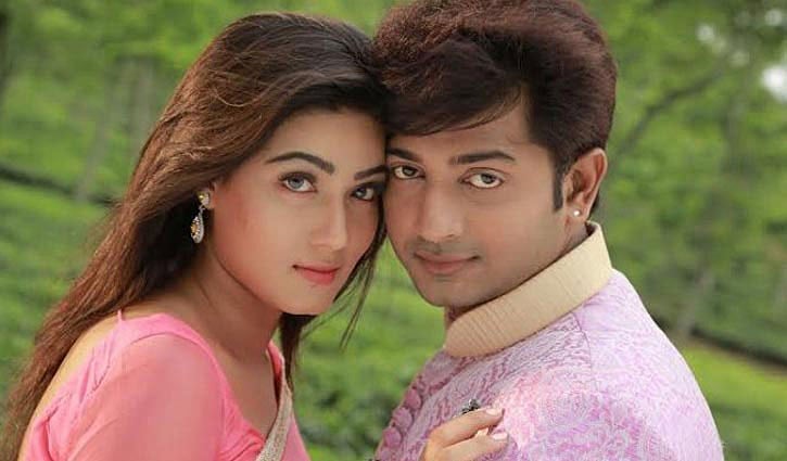 ‘পলকে পলকে তোমাকে চাই’ ছবিতে অভিনয় করেছেন মাহিয়া মাহি ও বাপ্পি