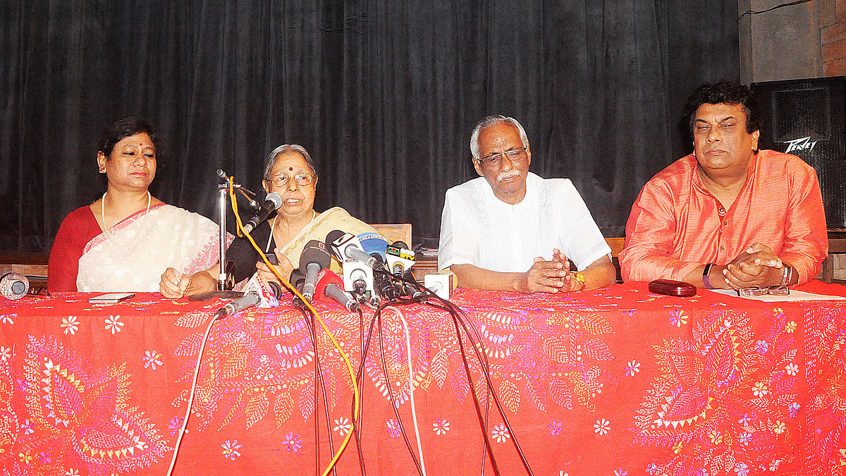 ১৪২৫ বঙ্গাব্দকে বরণের আয়োজন উপলক্ষে ছায়ানটের সংবাদ সম্মেলনে (বাঁ থেকে) লাইসা আহমদ, সন্‌জীদা খাতুন, সারওয়ার আলী ও খায়রুল আনাম।  ছবি: সংগৃহীত