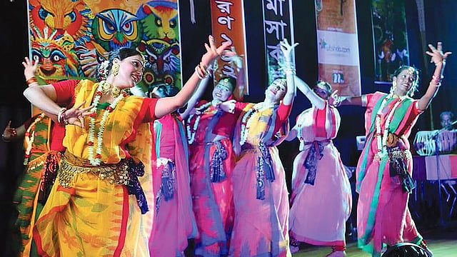 নিউইয়র্কে প্রথম পয়লা বৈশাখ উদ্‌যাপন করে ড্রামা সার্কেল