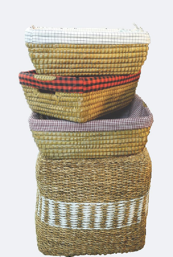 অন্দরসজ্জায় ভিন্নতা আনবে ঝুড়ির ব্যবহার। কৃতজ্ঞতা: ইউনিমার্ট