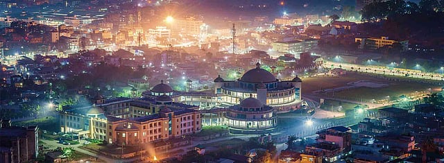 রাতের ইম্ফল। ছবি: ডিআইপিআর