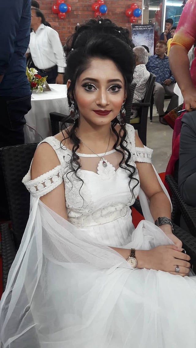 পূজা চেরি