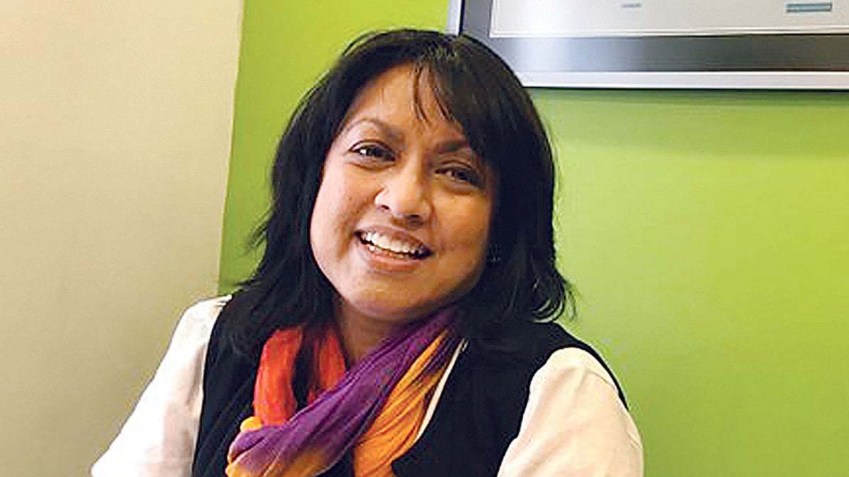 নিনা আহমেদ