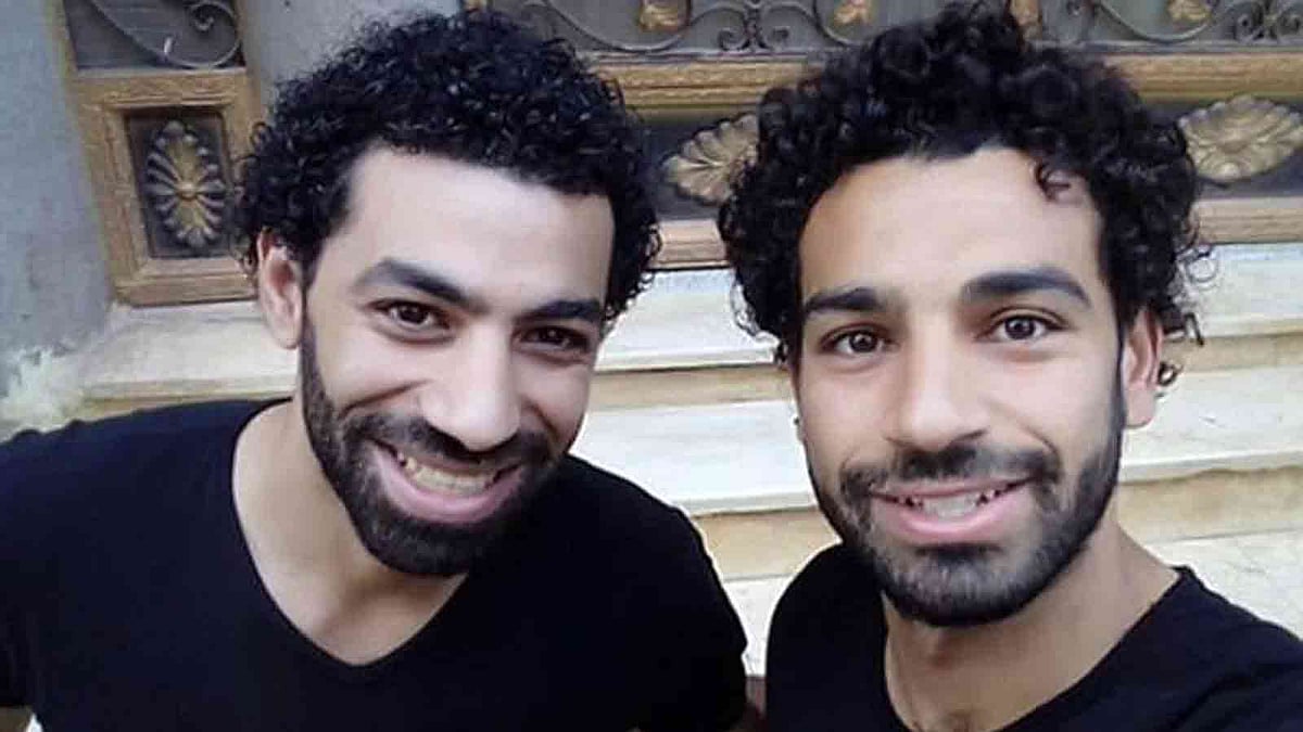 কে সালাহ আর কে বাহা? বোঝা কঠিন। ২০১৬ সালে যখন দুজনের সাক্ষাৎ হয়েছিল। ছবি: ইনস্টাগ্রাম