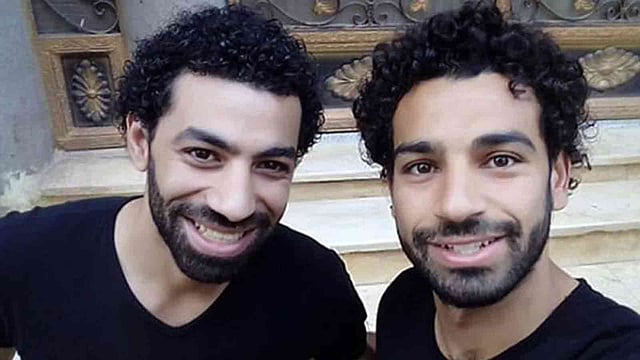 কে সালাহ আর কে বাহা? বোঝা কঠিন। ২০১৬ সালে যখন দুজনের সাক্ষাৎ হয়েছিল। ছবি: ইনস্টাগ্রাম