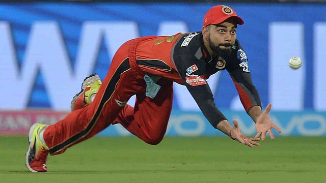 ছক্কার পরিসংখ্যানে কোহলি খুব একটা এগিয়ে নেই: ছবি: এএফপি