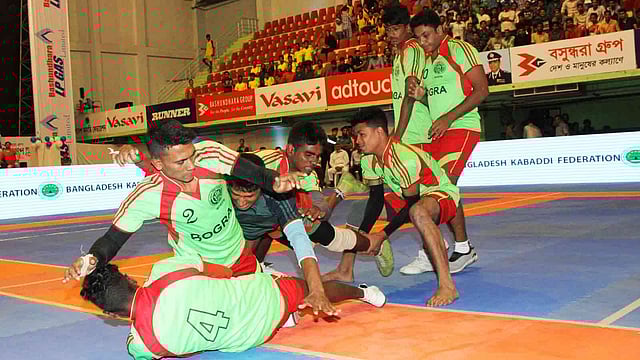 স্বাধীনতা কাপ কাবাডিতে অংশ নেওয়া খেলোয়াড়দের অনেকেই শখের বশে খেলেন। ছবি: সৌজন্য