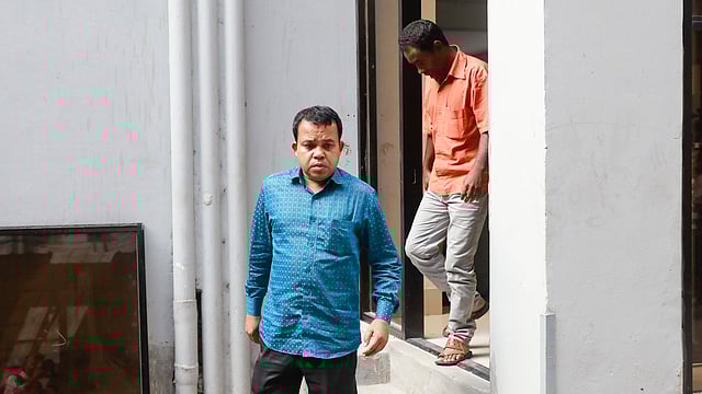 জিজ্ঞাসাবাদ শেষে দুদক কার্যালয় থেকে বেরিয়ে আসছেন (সামনে) শাহজাহান ও নিরঞ্জন। ছবি: শুভ্র কান্তি দাশ