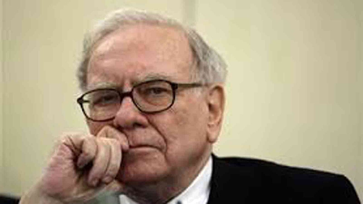 বোকার মতো আচরণ করা থেকে যুক্তরাষ্ট্র ও চীনকে দূরে থাকতে হবে বলে মন্তব্য করেছেন যুক্তরাষ্ট্রের ধনকুবের ওয়ারেন বাফেট। ছবি: রয়টার্স