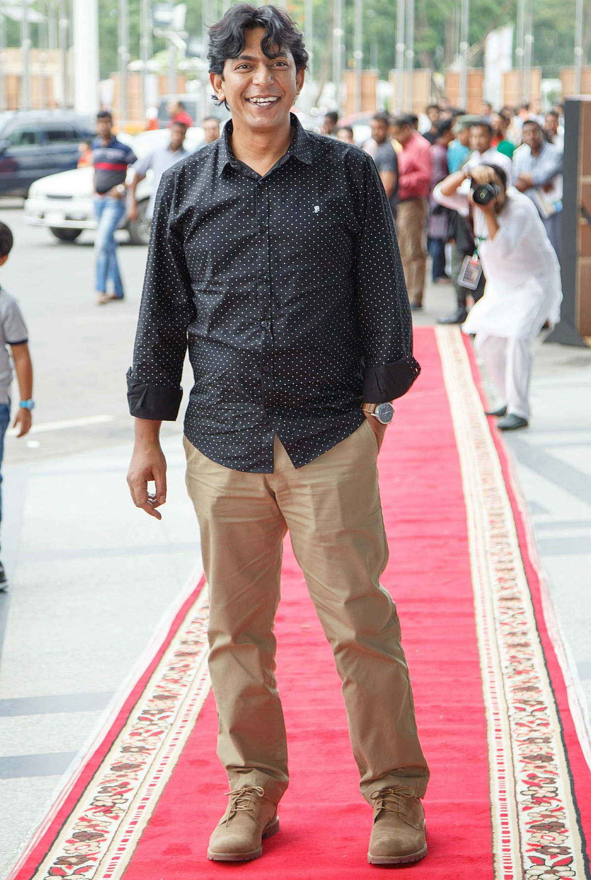 চঞ্চল চৌধুরী