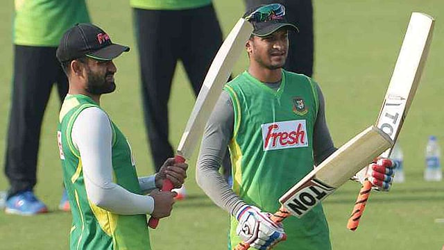 বিশ্ব একাদশে খেলবেন তামিম-সাকিব। ফাইল ছবি