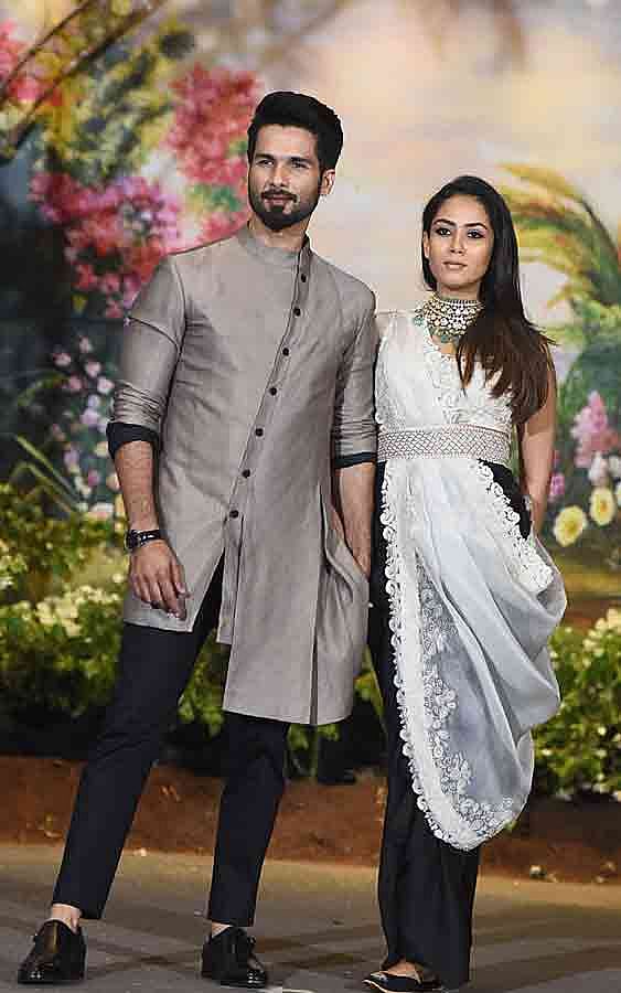 স্ত্রী মিরা রাজপুতের সঙ্গে শহীদ কাপুর