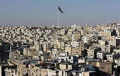 অর্থনৈতিকভাবে জর্ডানের চাপে পড়ার প্রধান দুটি কারণ রয়েছে। ছবি: রয়টার্স