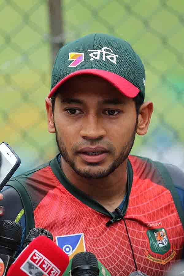 আফগান স্পিনাররা ভাবাচ্ছে মুশফিককে। ছবি: প্রথম আলো