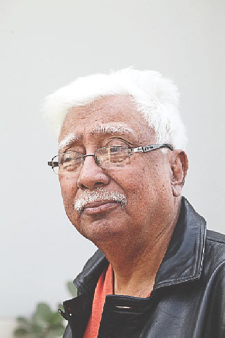 মোহাম্মদ রফিক জন্ম: ২৩ অক্টোবর ১৯৪৩