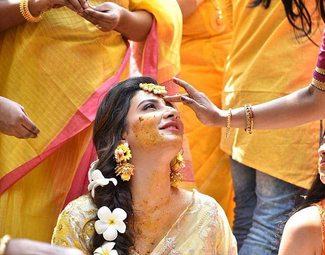 শুভশ্রীর গায়েহলুদ