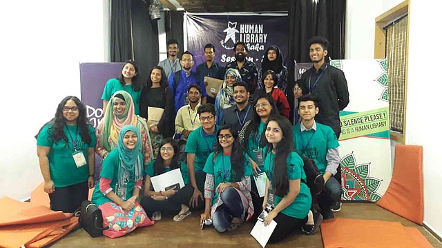 হিউম্যান লাইব্রেরি ঢাকা-এর সদস্যরা