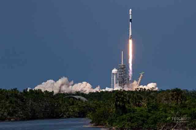 স্পেসএক্সের তৈরি ফ্যালকন-৯ ব্লক ৫ রকেটে করে মহাকাশে পাঠানো হয়েছে বঙ্গবন্ধু বঙ্গবন্ধু-১ স্যাটেলাইট