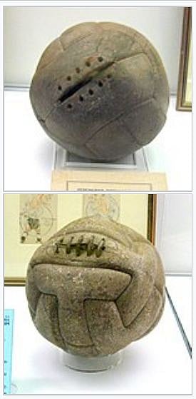 দুই অর্ধে খেলা হয়েছে দুই দলের বল দিয়ে। ফাইল ছবি