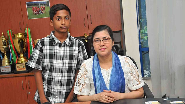 মাহফুজা আক্তার কিরণের সঙ্গে গোলাম রাফি। ফাইল ছবি-বাফুফে