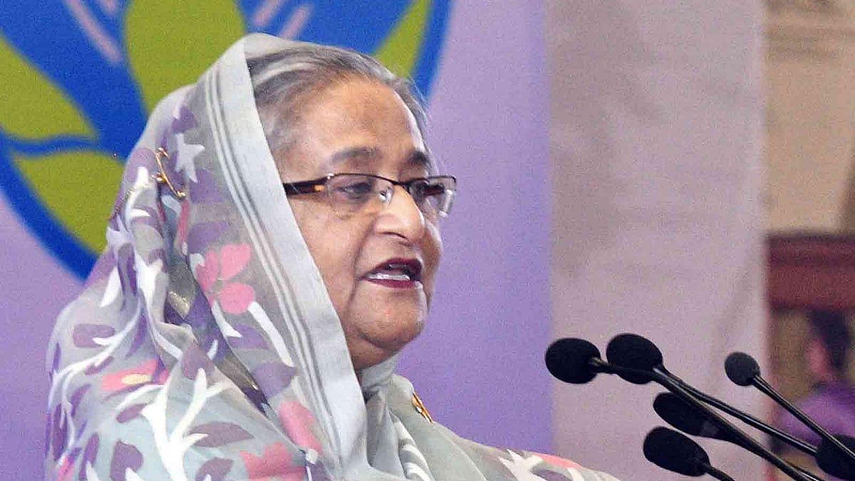প্রতিবন্ধিতা ও দুর্যোগ ঝুঁকি ব্যবস্থাপনা শীর্ষক দ্বিতীয় আন্তর্জাতিক সম্মেলনে বক্তৃতা করেন প্রধানমন্ত্রী শেখ হাসিনা। বঙ্গবন্ধু আন্তর্জাতিক সম্মেলন কেন্দ্র, ঢাকা, ১৫ মে। ছবি: ফোকাস বাংলা