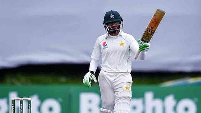 টেস্ট অভিষেকেই ম্যাচ জেতানো ইনিংস খেললেন ইমাম। ছবি: ক্রিকইনফোর টুইটার পেজ