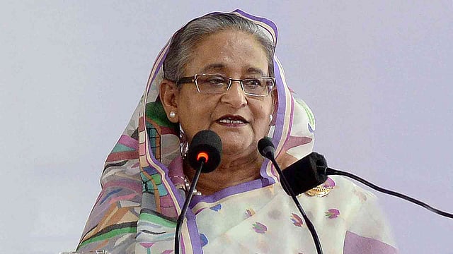 প্রধানমন্ত্রী শেখ হাসিনা বাংলাদেশ ফেডারেল সাংবাদিক ইউনিয়নের (বিএফইউজে) দ্বিবার্ষিক কাউন্সিলে প্রধান অতিথি হিসেবে বক্তব্য দেন। জাতীয় প্রেসক্লাব, ঢাকা। ১৭ মে। ছবি: পিআইডির সৌজন্যে
