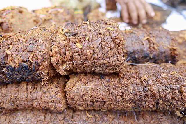 চকবাজারের এই সুতি কাবাবের খ্যাতি দেশজুড়ে। ঢাকা, ১৮ মে। শুভ্র কান্তি দাশ