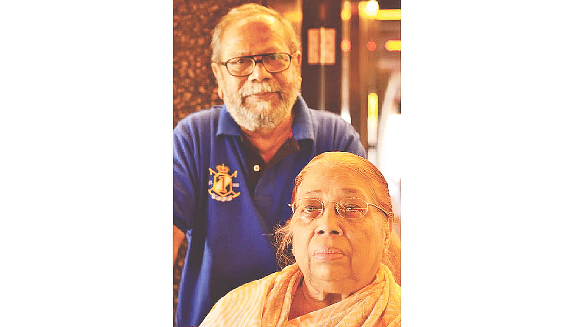মুর্তজা বশীর ও তাঁর স্ত্রী আমিনা বশীর