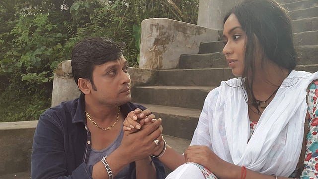 ‘আলতা বানু’ ছবিতে আনিসুর রহমান মিলন ও মম