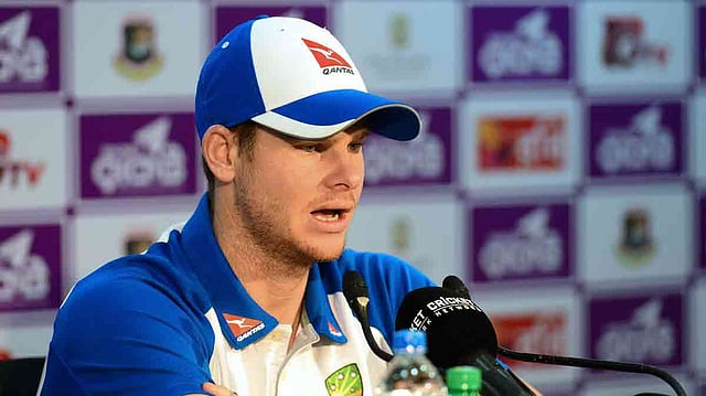 প্রতিযোগিতামূলক ক্রিকেটে ফিরছেন স্মিথ। ফাইল ছবি