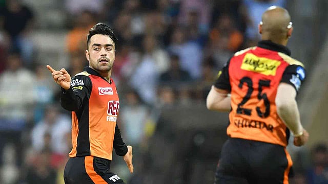 সানরাইজার্সের ভাগ্য আজ নির্ধারিত হতে পারে রশিদের স্পেলে। ছবি: এএফপি