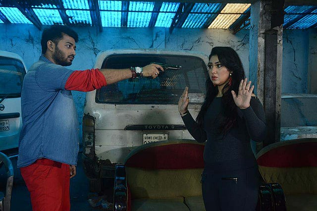 ‘শ্বশুরবাড়ি জিন্দাবাদ ২’ ছবির শুটিংয়ে অপু বিশ্বাস ও বাপ্পী চৌধুরী