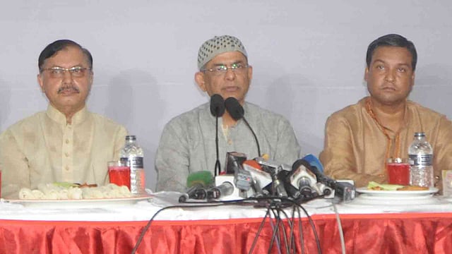 বিএফইউজে ও ডিইউজের একাংশের ইফতার অনুষ্ঠানে বিএনপির মহাসচিব মির্জা ফখরুল ইসলাম আলমগীর। জাতীয় প্রেসক্লাব, ঢাকা ২৮মে। ছবি: বিএনপির সৌজন্যে