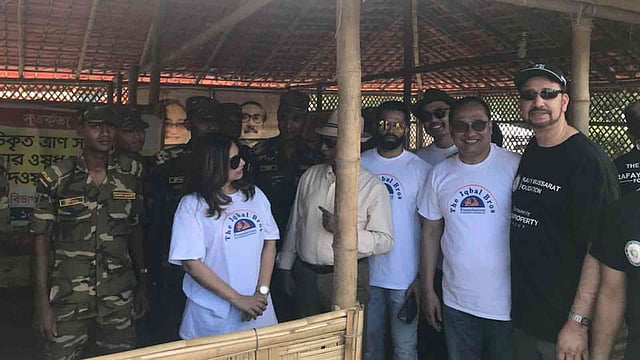 আজ কক্সবাজারে রোহিঙ্গা ক্যাম্পে আঁখি আলমগীর। ছবি: সংগৃহীত