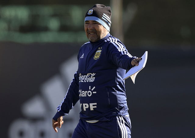 আর্জেন্টিনার অনুশীলনে কোচ সাম্পাওলি। ছবি: এএফপি