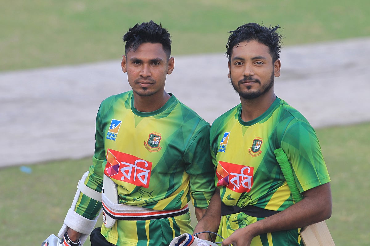 মোস্তাফিজের বদলি হিসেবে দেরাদুনে যাচ্ছেন আবুল হাসান। ছবি: প্রথম আলো