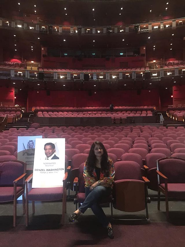 ডলবি থিয়েটারের দর্শকসারিতে সুমাইয়া শিমু