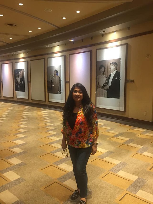 ডলবি থিয়েটারের গ্যালারিতে সুমাইয়া শিমু