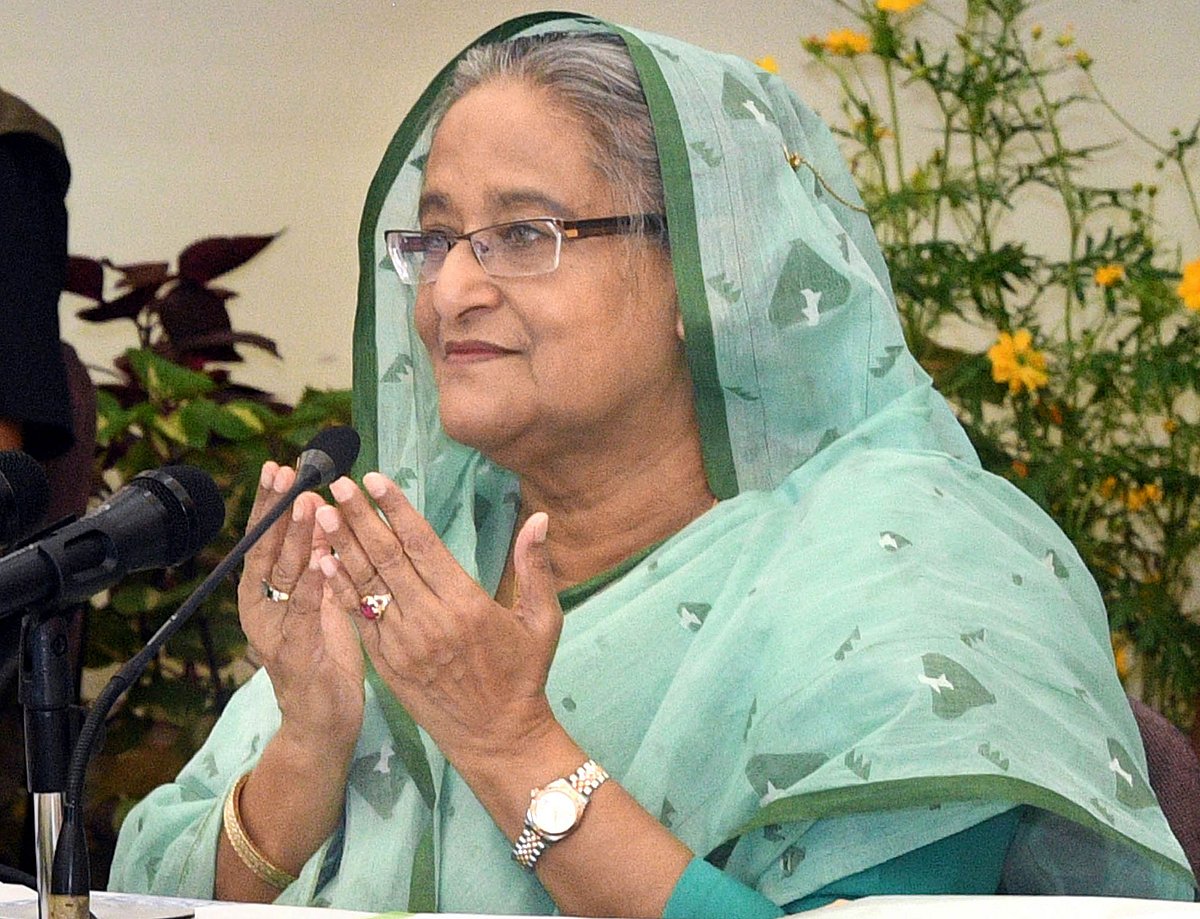 গণভবন থেকে ভিডিও কনফারেন্সের মাধ্যমে কুড়িগ্রামের ধরলা নদীর ওপর নবনির্মিত দ্বিতীয় সেতু উদ্বোধন করে মোনাজাতে অংশ নেন প্রধানমন্ত্রী শেখ হাসিনা। ছবি: ফোকাস বাংলা