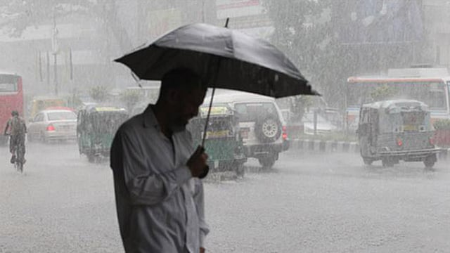 গত ১৫ মাসে স্বাভাবিক মাত্রার চেয়ে বেশি বৃষ্টি হয়েছে। ফাইল ছবি