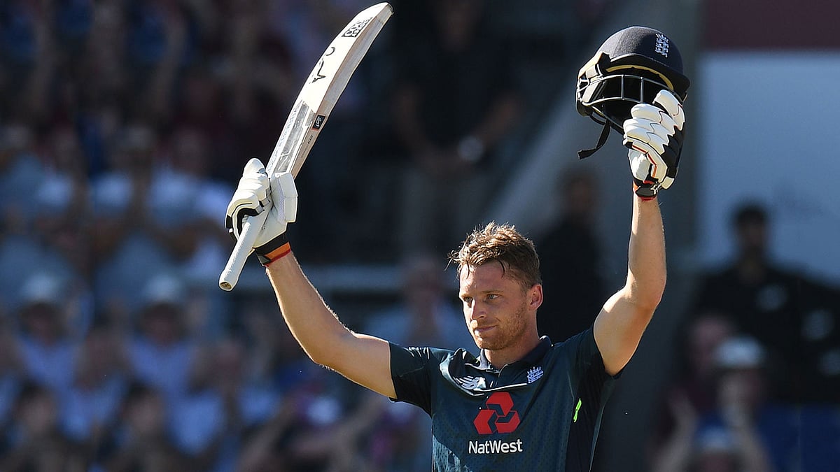 অবিশ্বাস্য এক ইনিংসে অস্ট্রেলিয়ার ধবল ধোলাই নিশ্চিত করেছেন বাটলার। ছবি: এএফপি