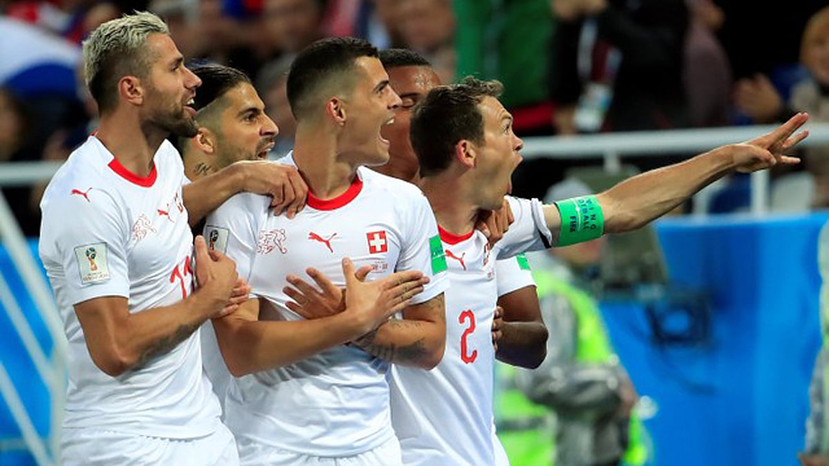 এই উদযাপন করেই ঝামেলায় পড়েছেন শাকা-শাকিরিরা