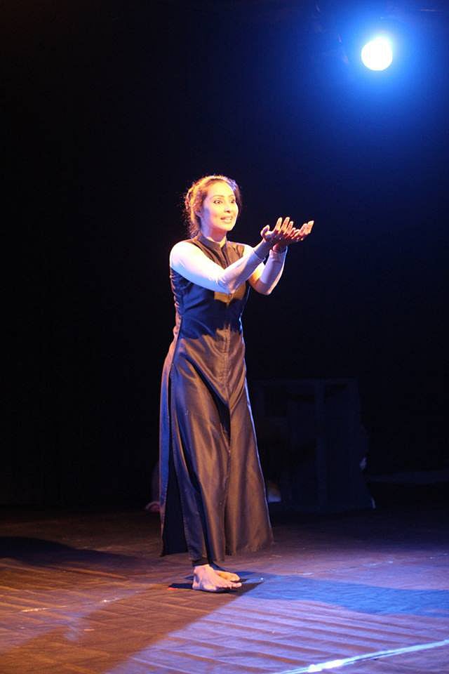 ‘গহন যাত্রা’ নাটকের দৃশ্যে শামছি আরা সায়েকা