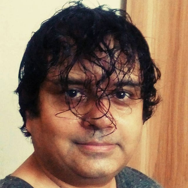 শায়ের খান